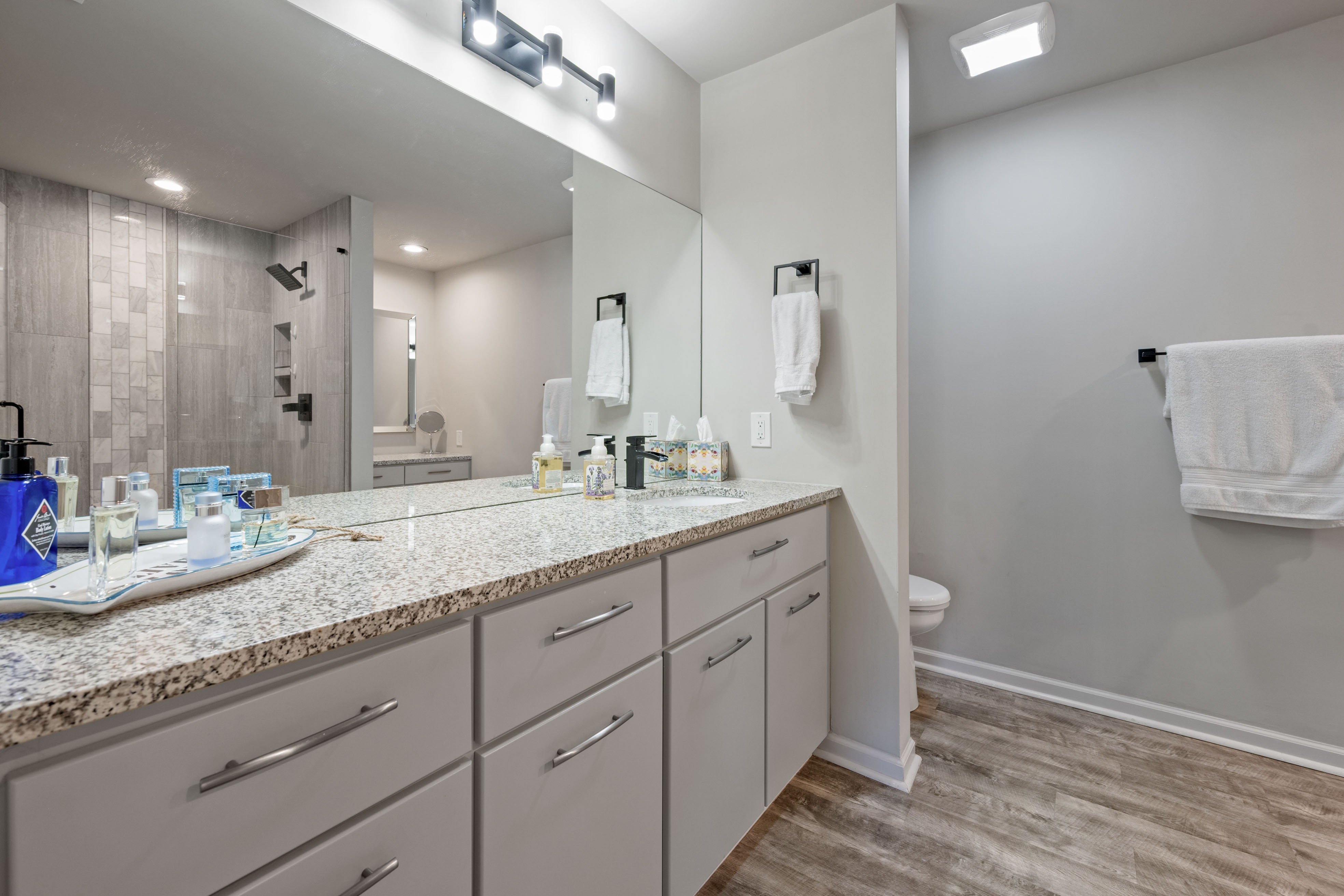 1033 Clubhouse Lane image 20